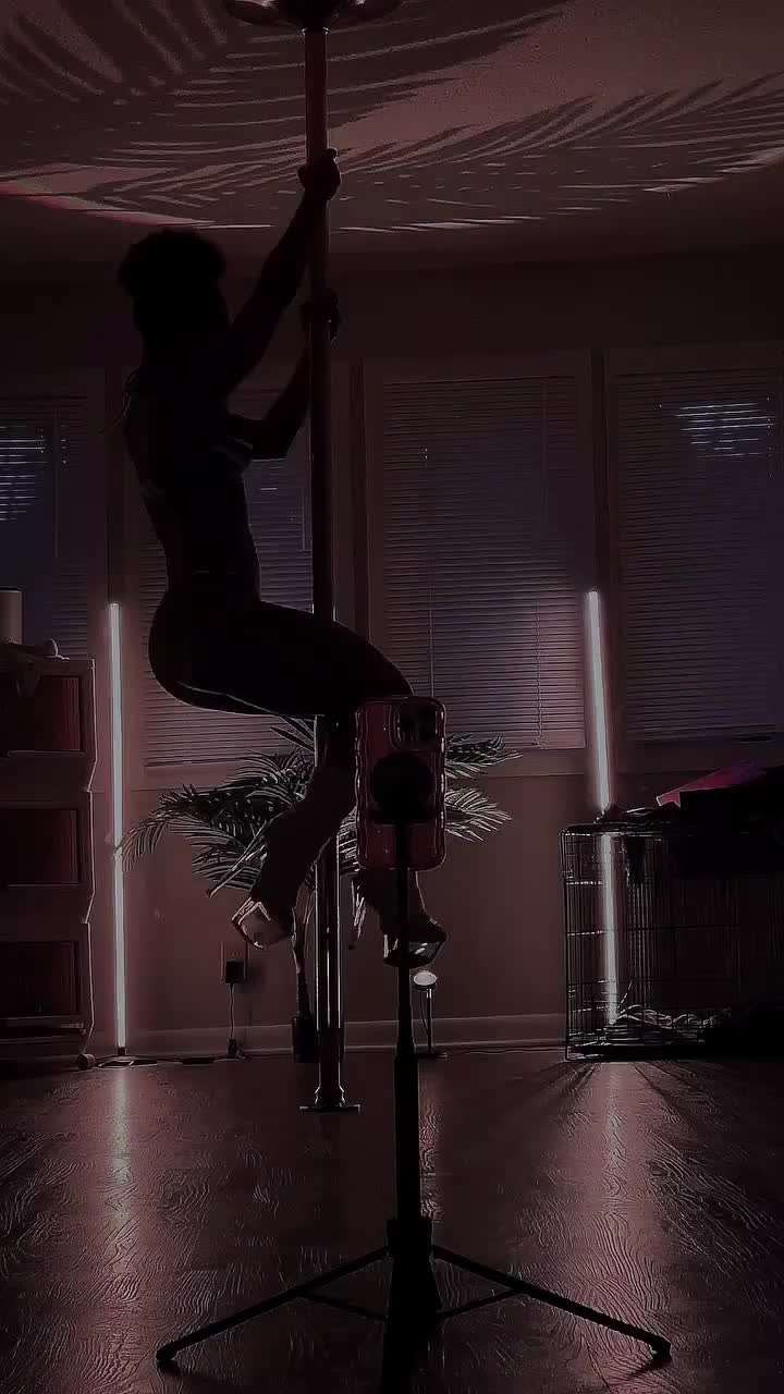 @ICandii Entertainment