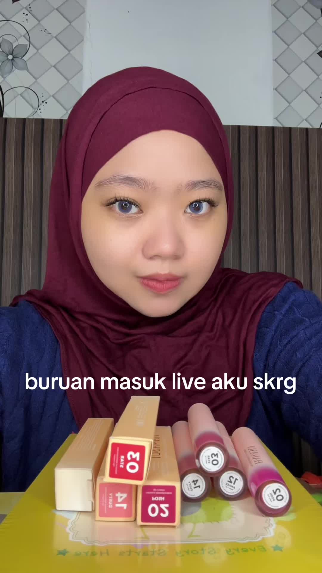 @just Kiira with a camera