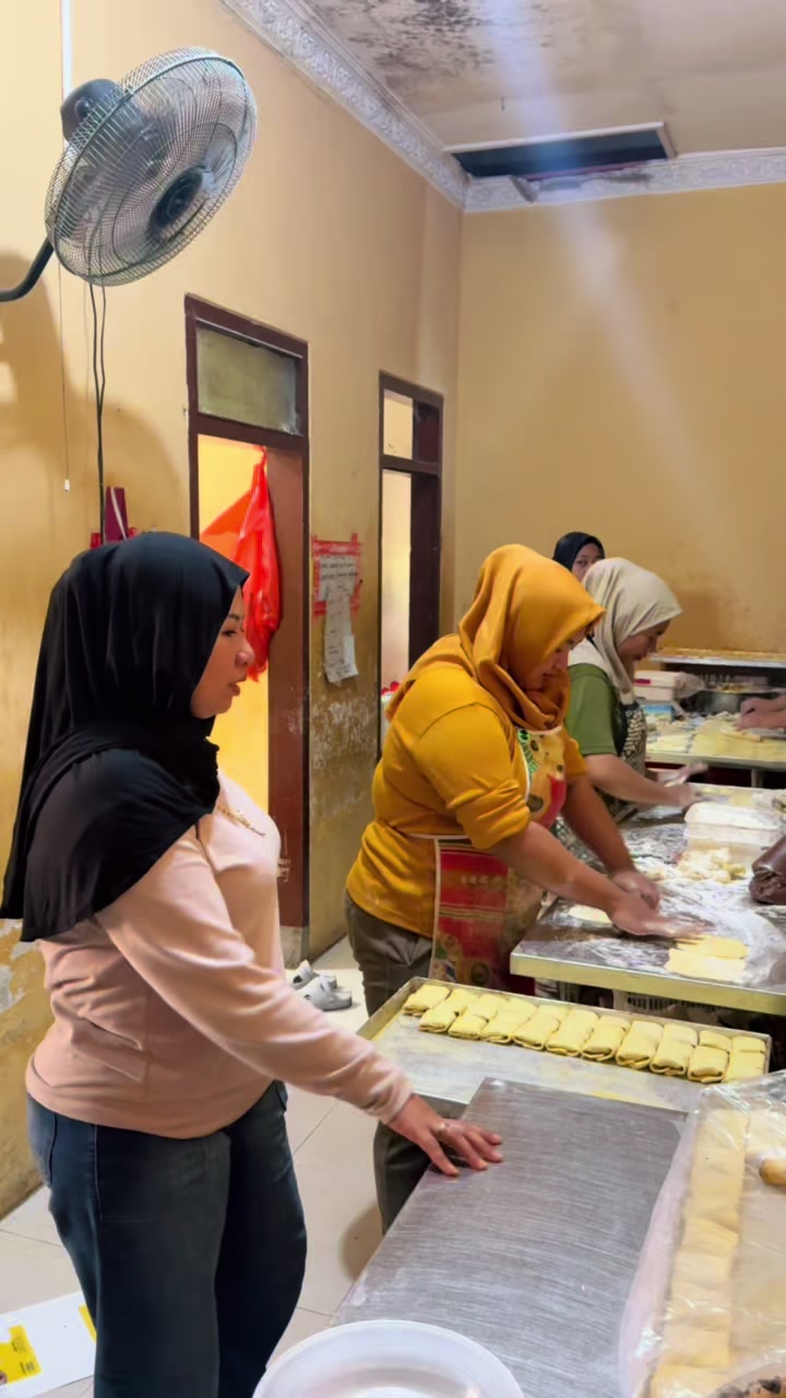 @jajan mbak sari