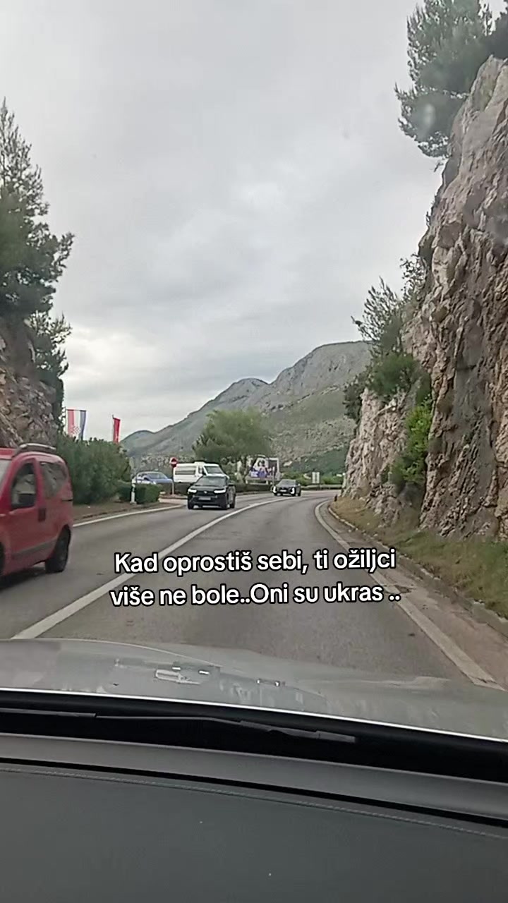 @Oko čamparasto 🌼