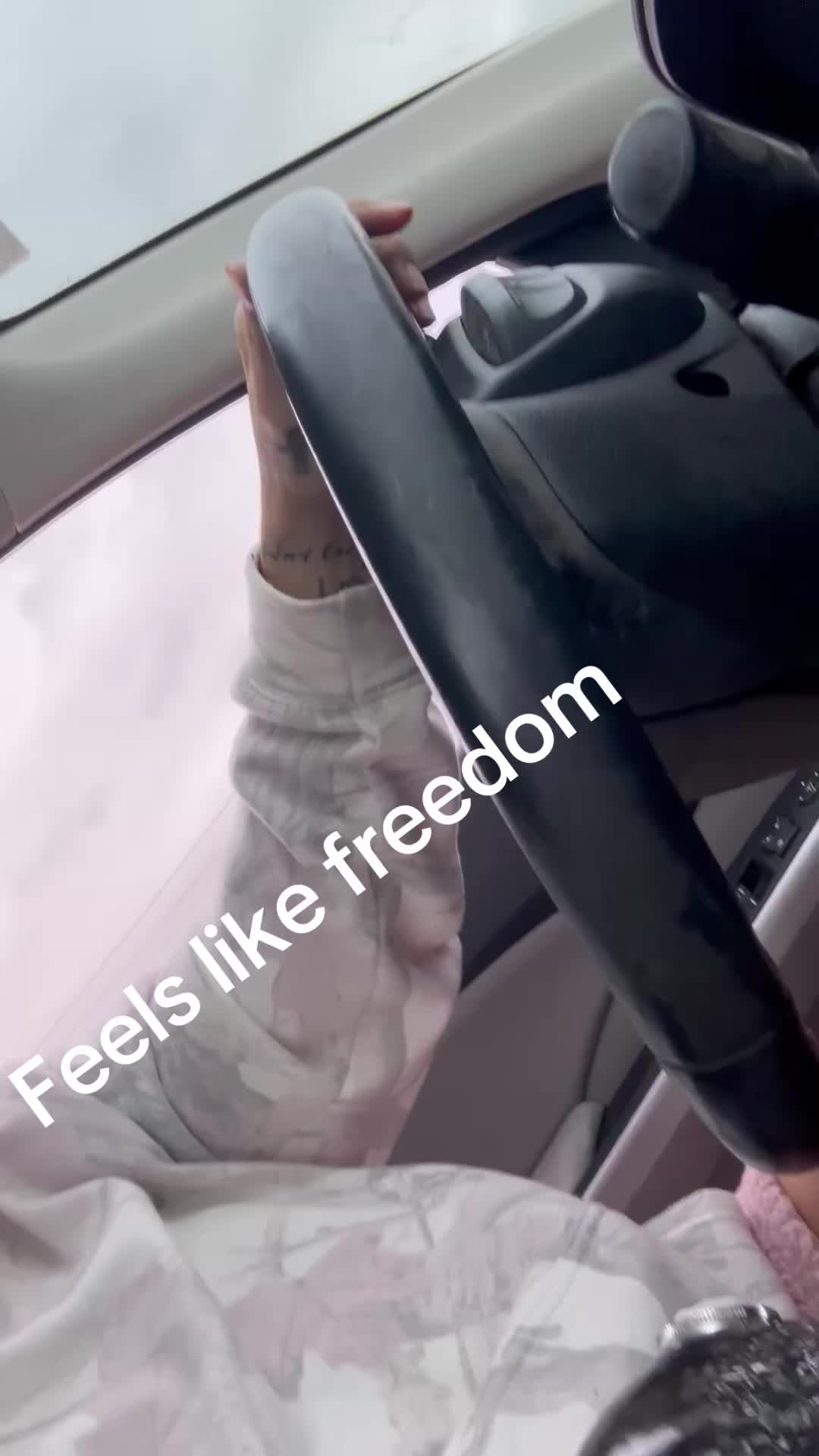 @Leglesskat2