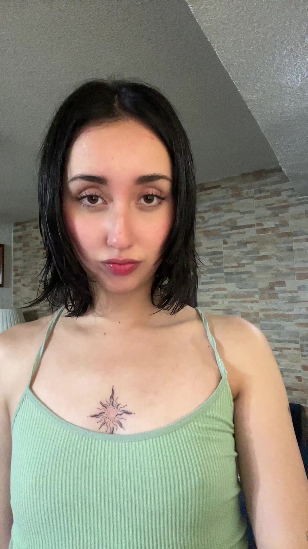 @rexxxona