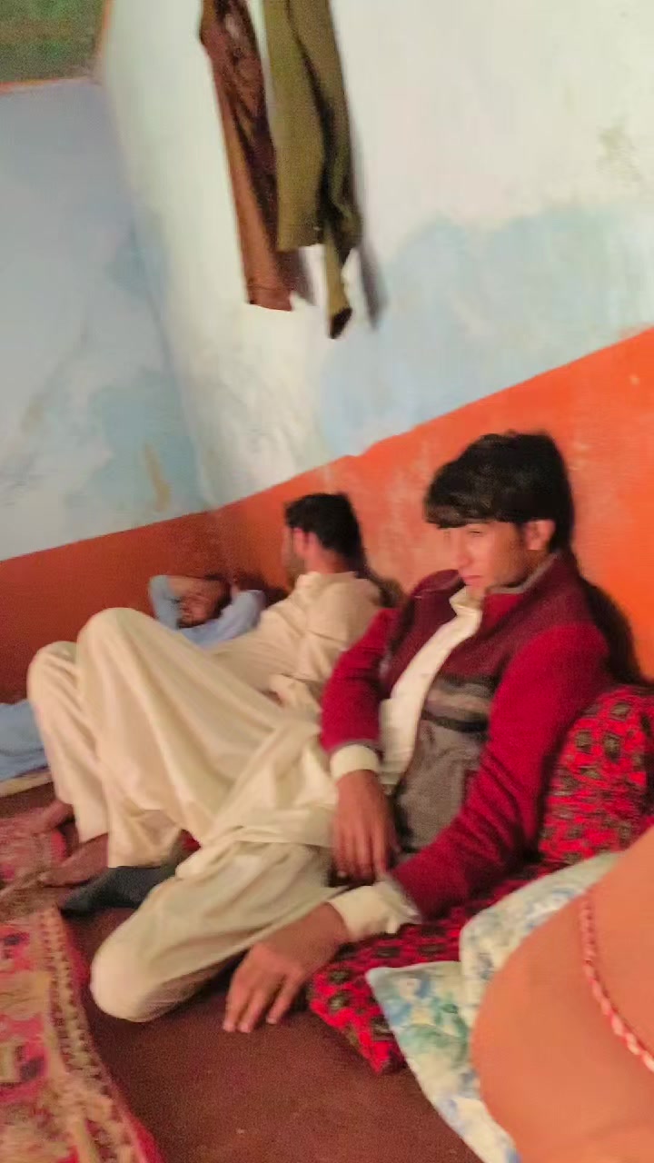 @abuzaradil812