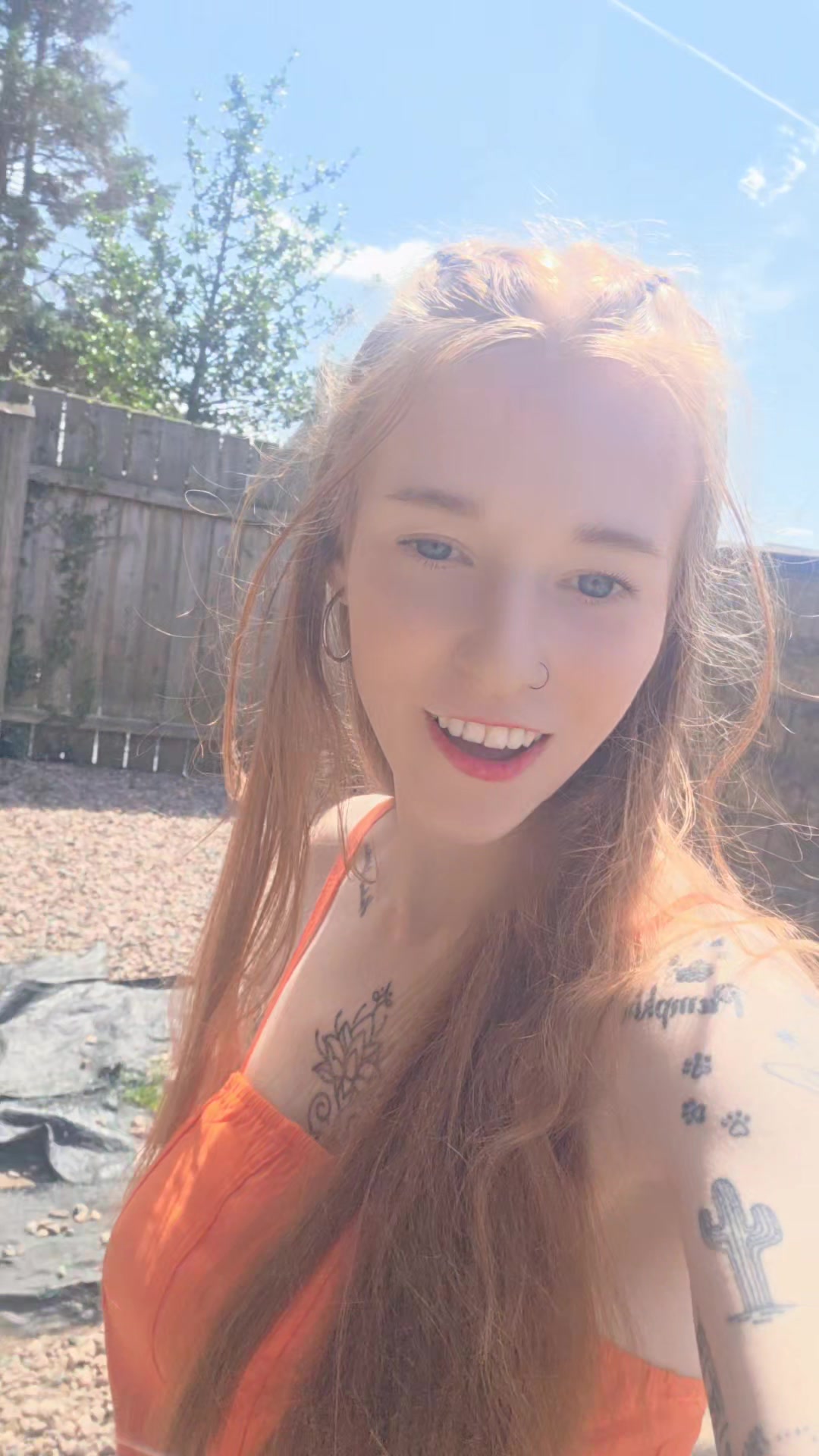 @LilRedCanvas