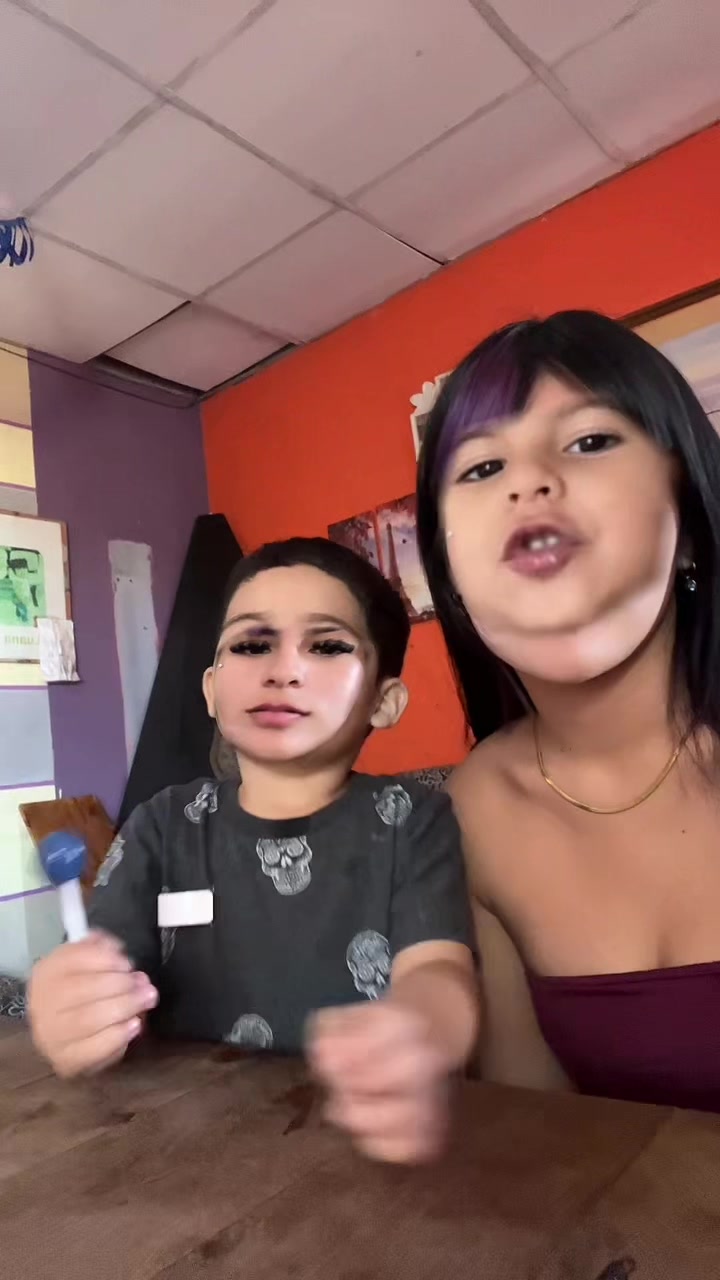 @naomi herreraᥫ᭡