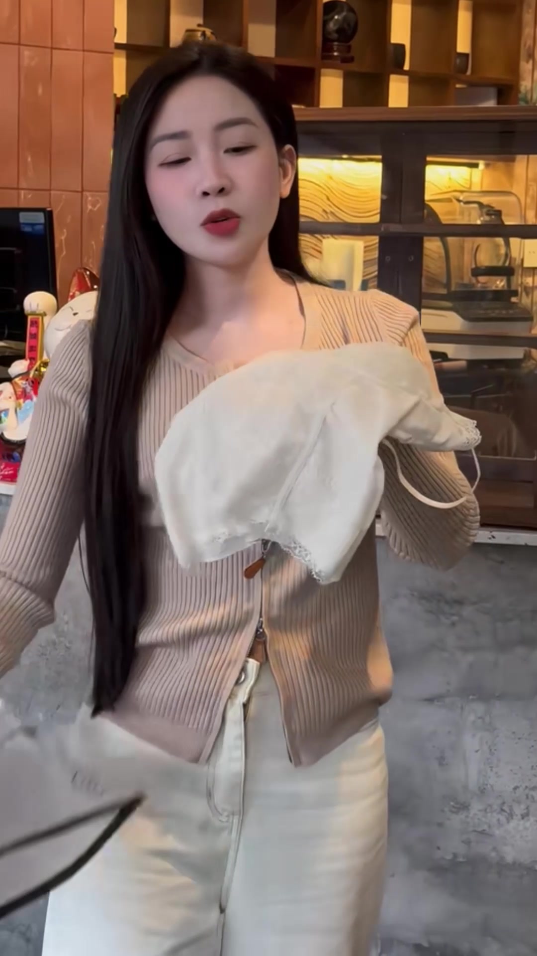 @SHE-Fashion