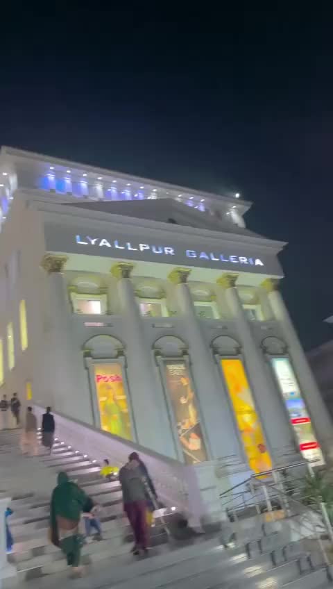 @صاحبہ 🔛🔝