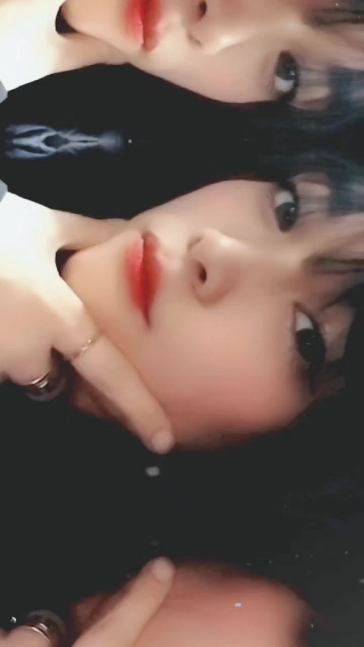 @PRINCESSKHRIZ💙SENTIQUEEN🖤🤍
