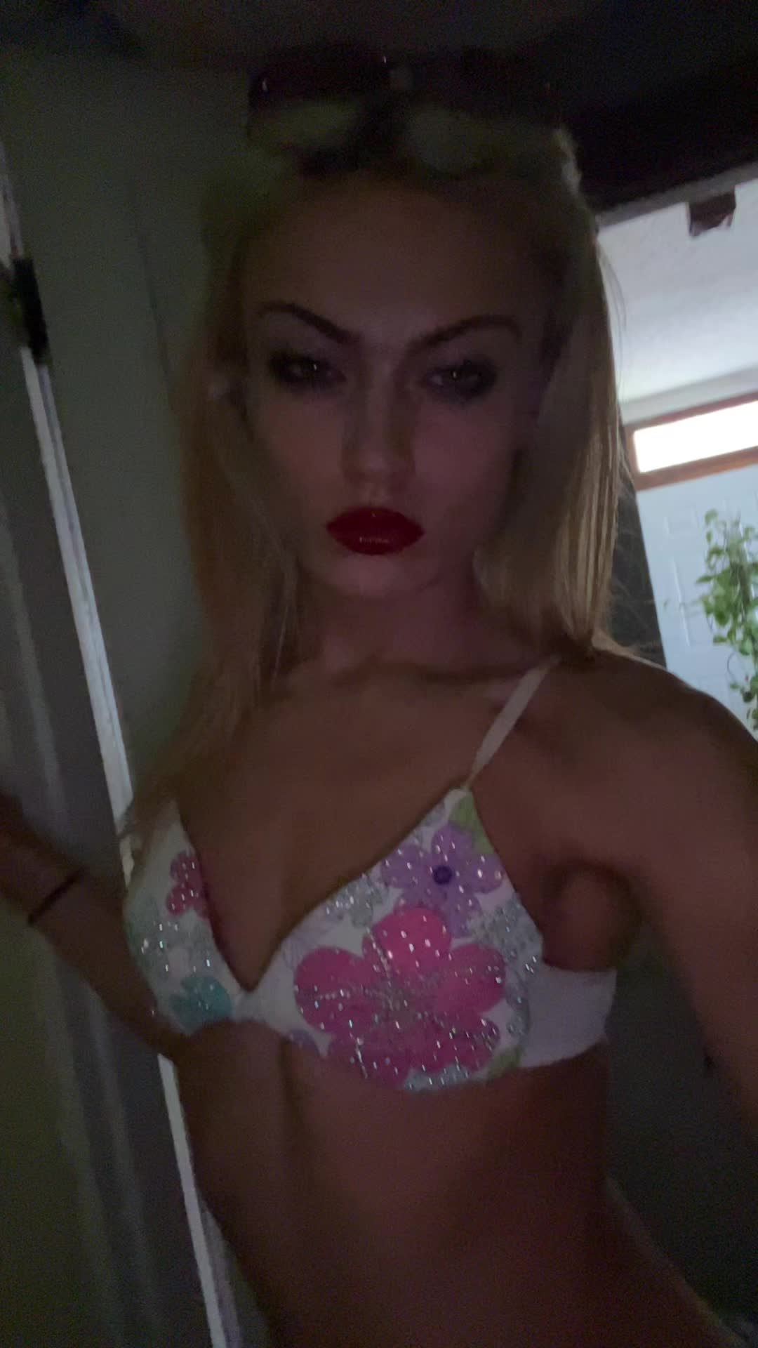@𝒞𝒽𝒶𝓃𝑒𝓁 &deg;𝟧