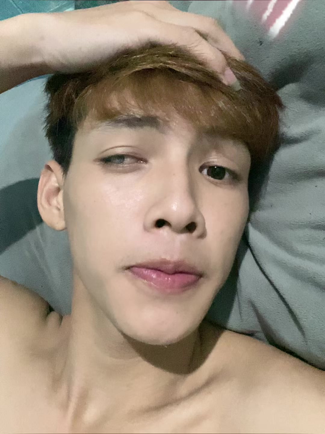 @Ng Ho&agrave;ng D. Bảo.