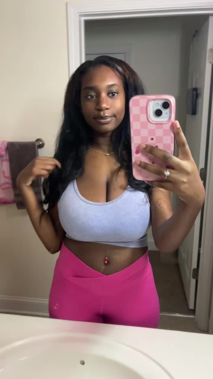 @sydneyjeneen