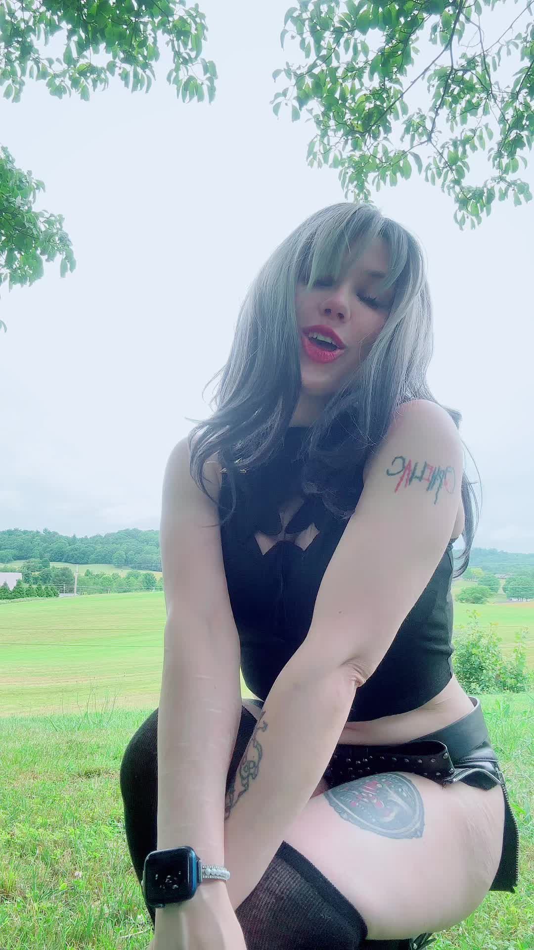 @SkyeOpheliaWarwick