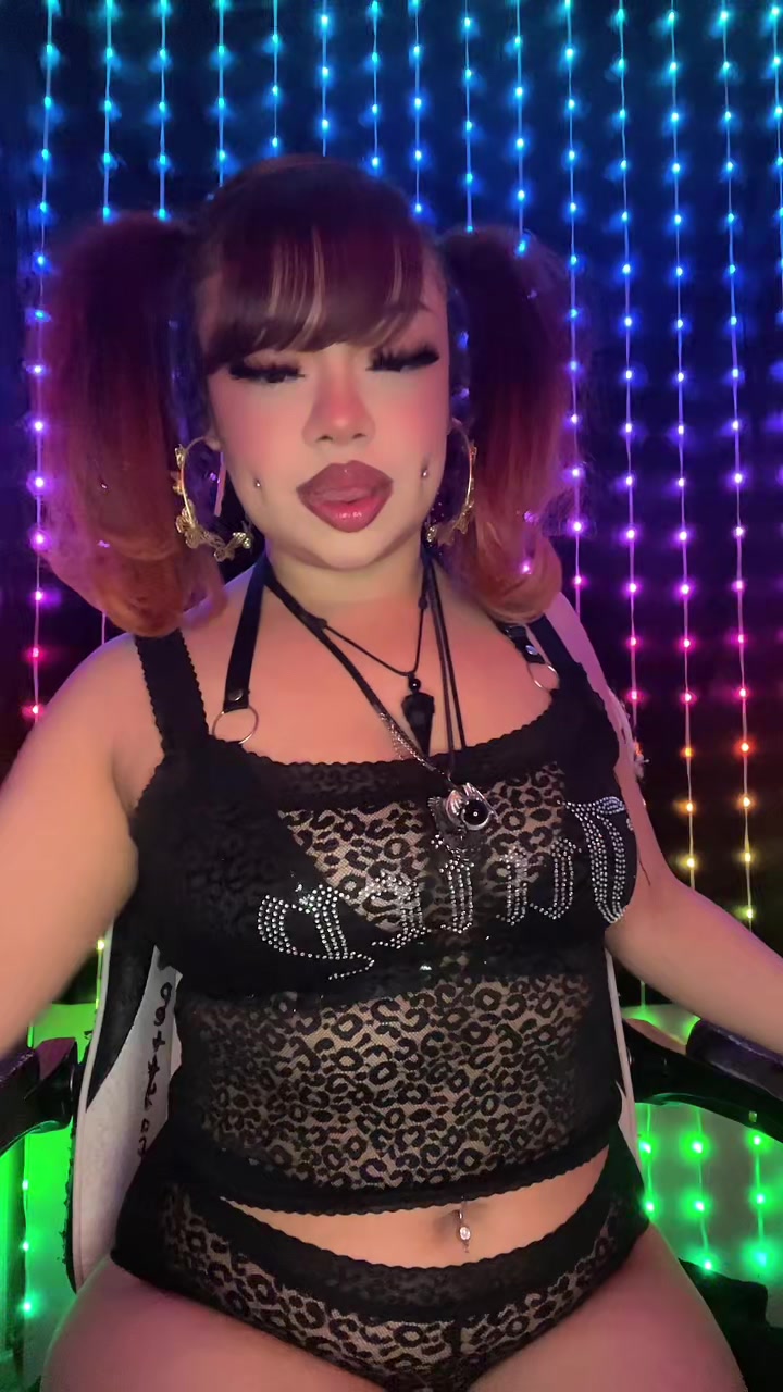 @🎰𝓂𝑒𝓁𝒶𝓃𝒾𝑒🖤✨