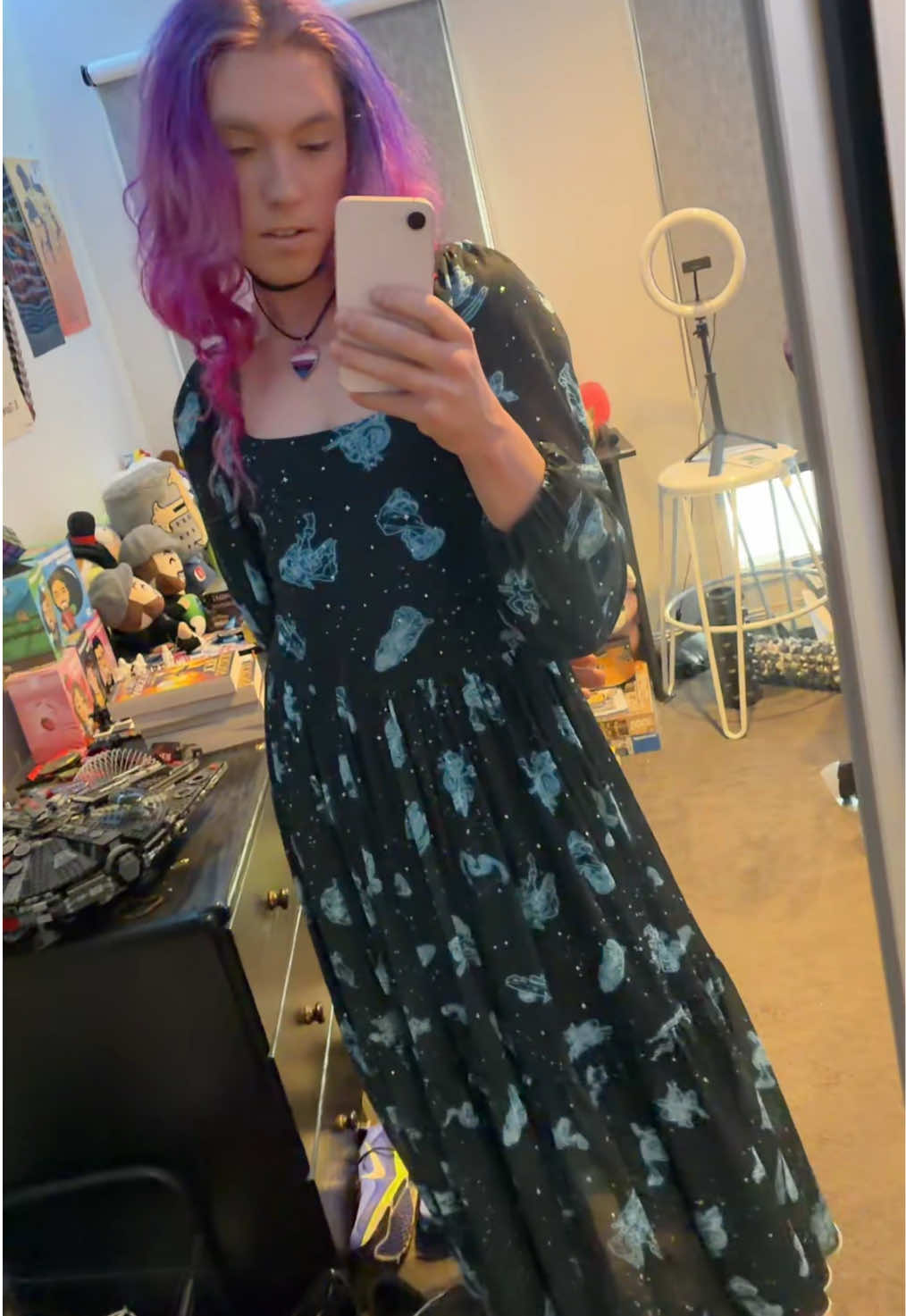 @Foxy_femboy