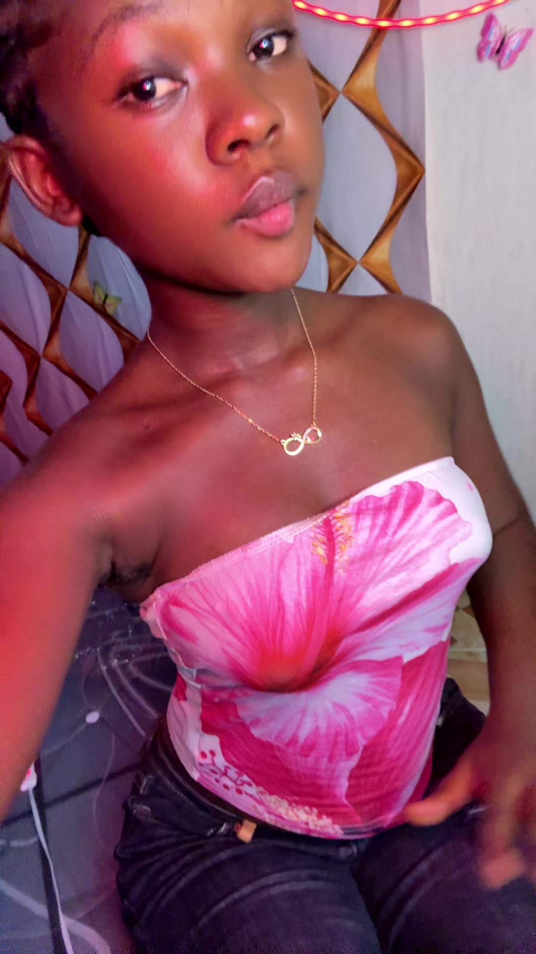 @Akosua Lovestical⭐️