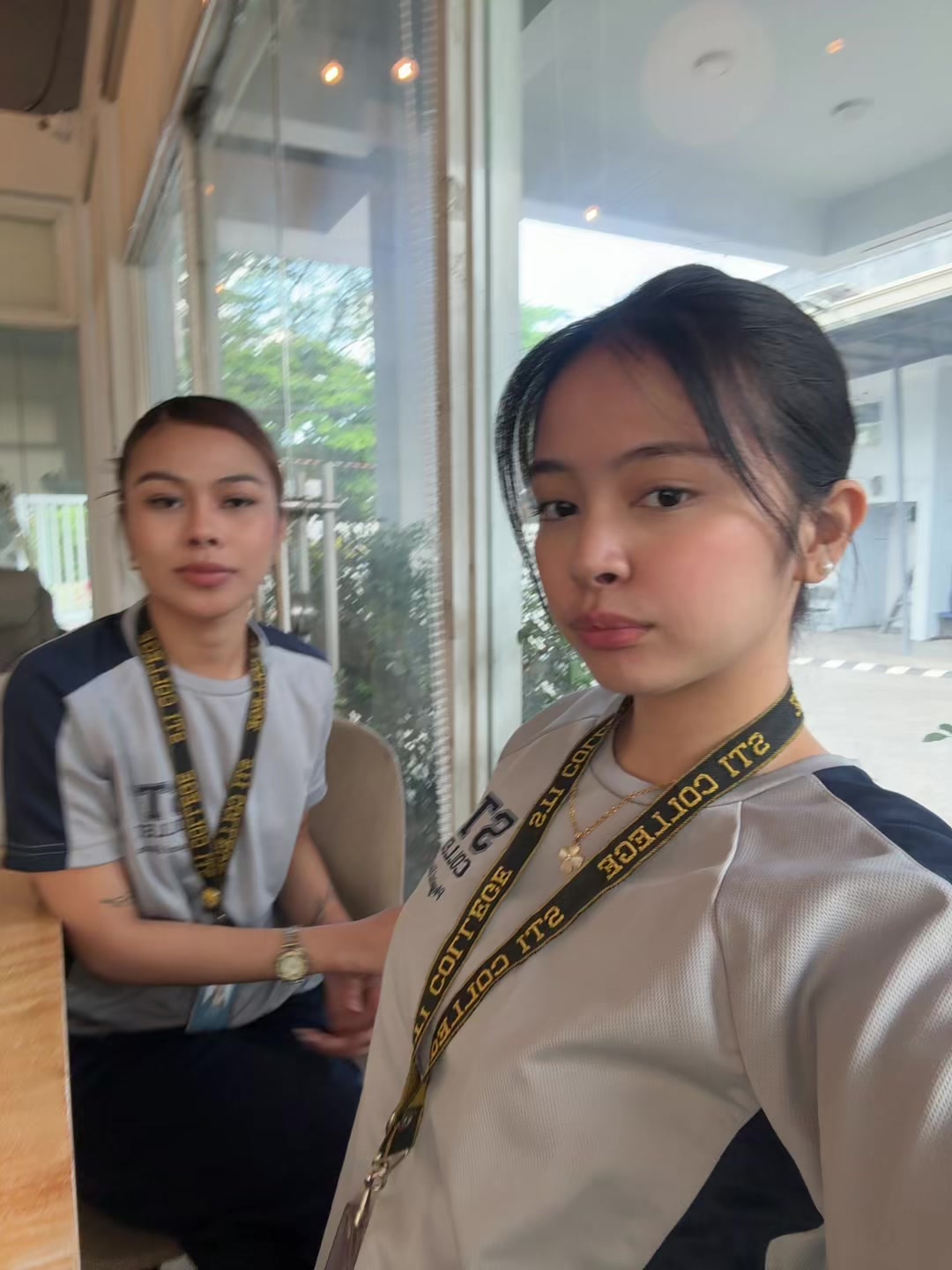 @Cha