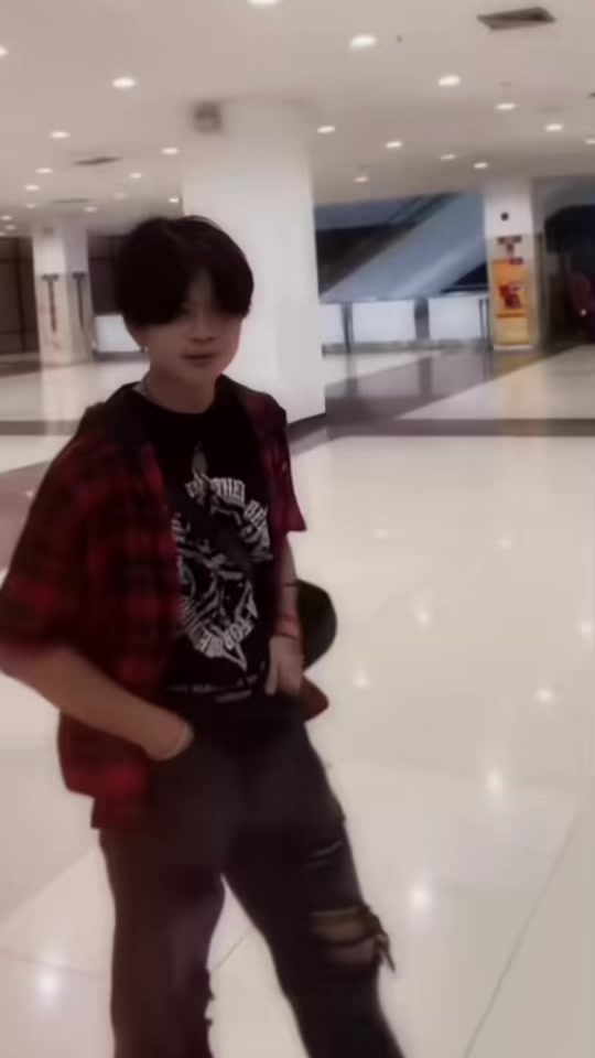 @🇨🇳จิครีม 奶油色 🐲1 7 M