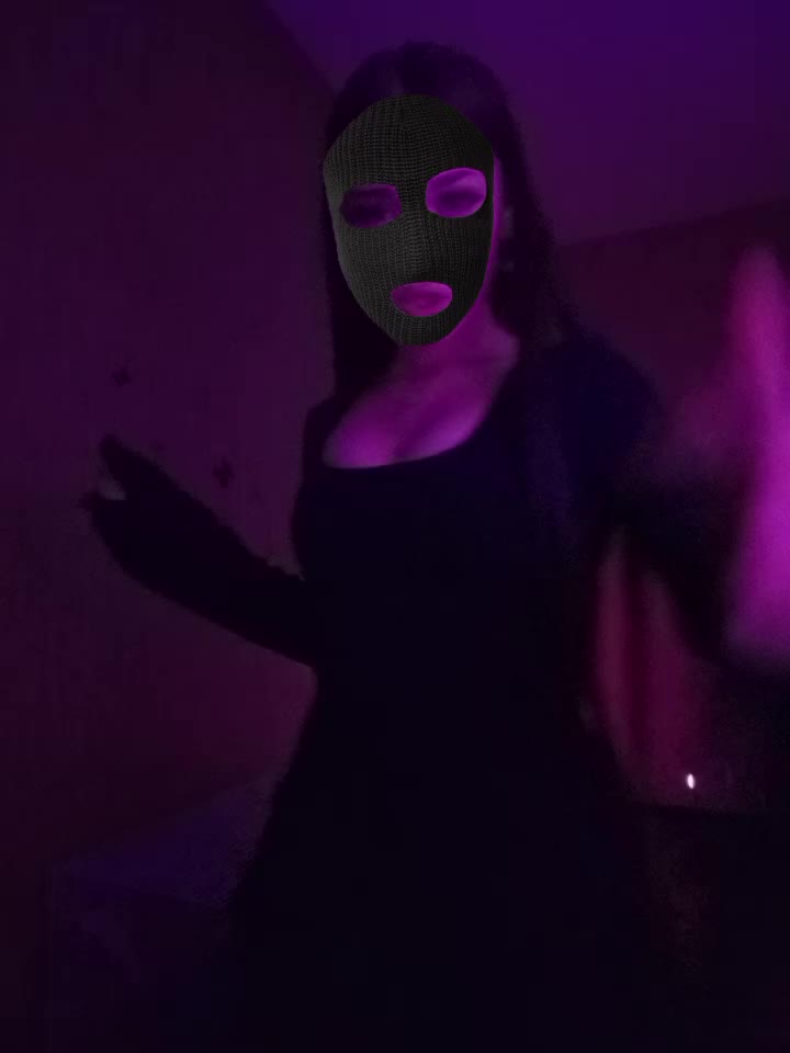 @ニャー。