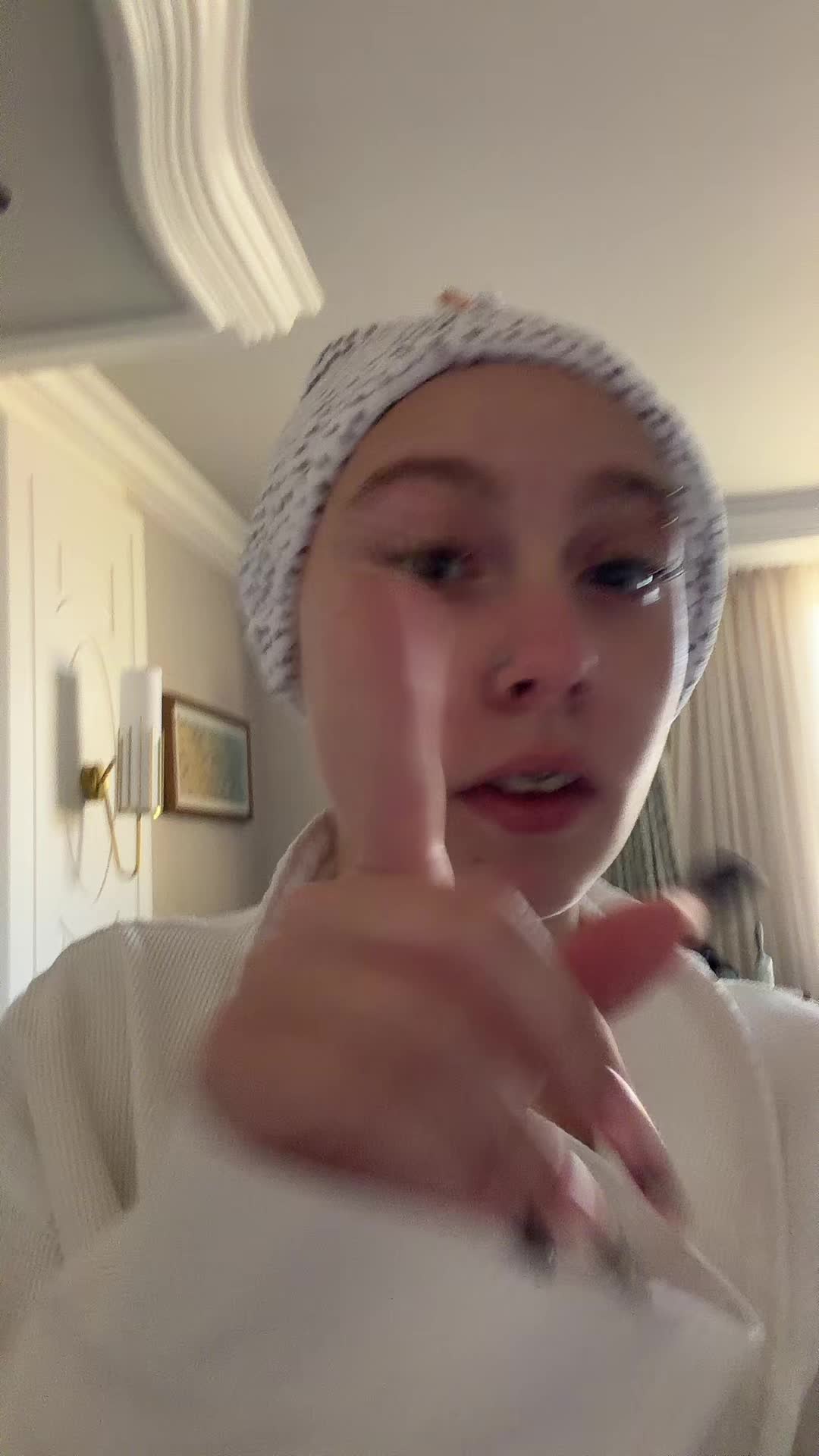 @adriana