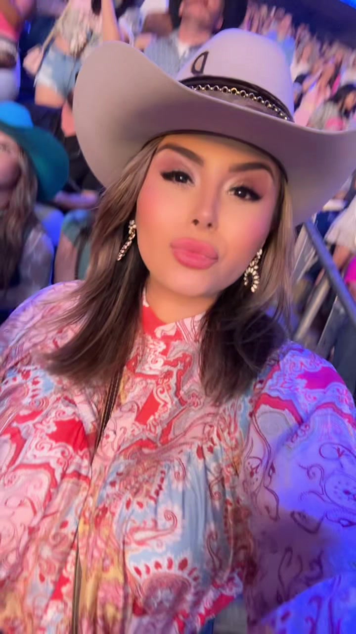 @Esined