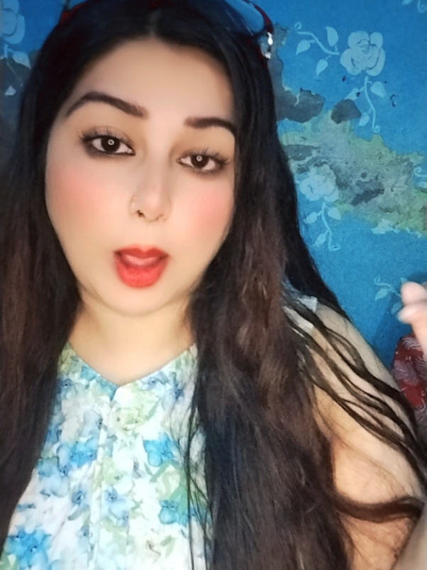 @Neha Live