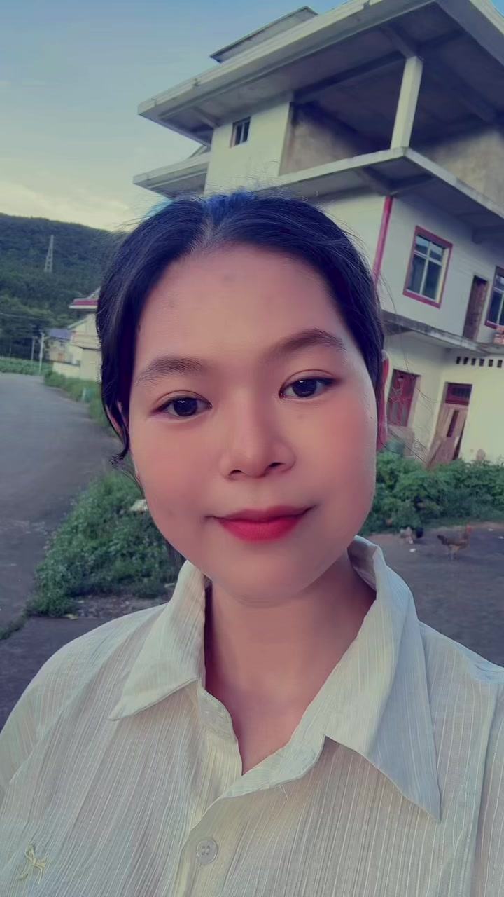 @Nia🇨🇳🇲🇨