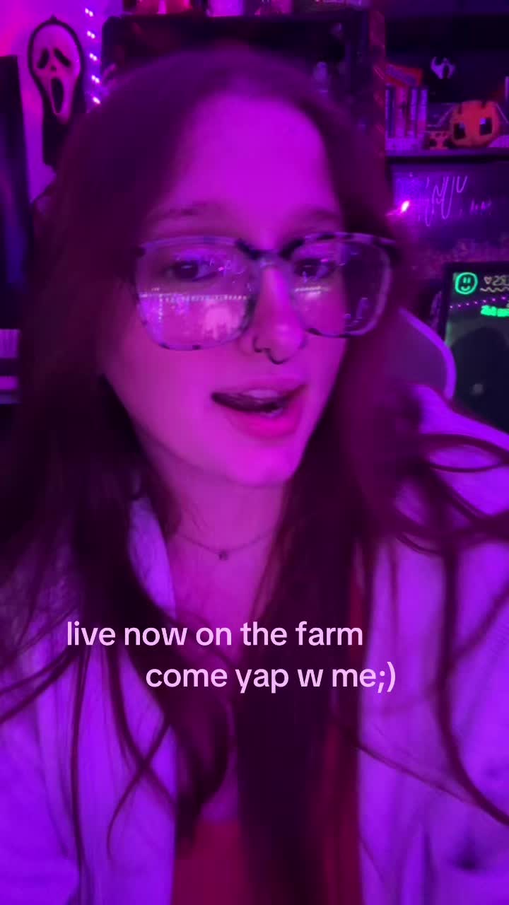 @halesbalesgames | Twitch 𐙚 ̊
