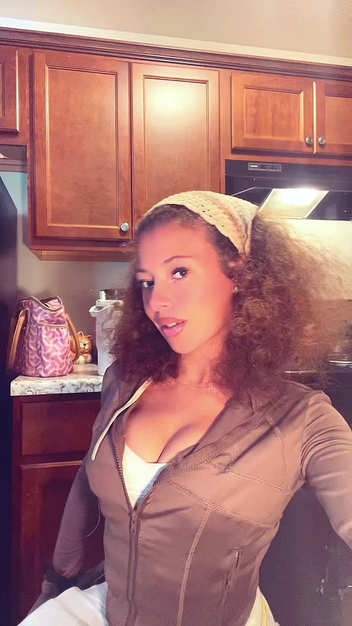 @Aaliyah