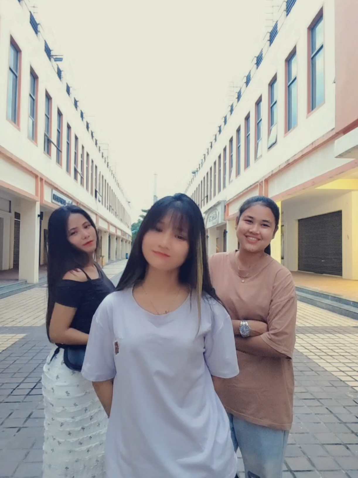 @Phyu đđłď¸đ