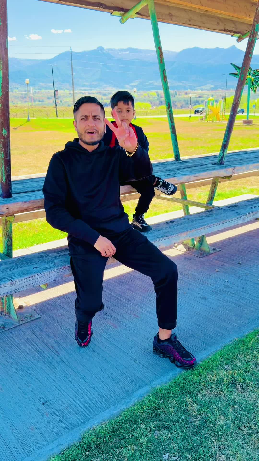 @Arslan Shabir 🇵🇰🇺🇸