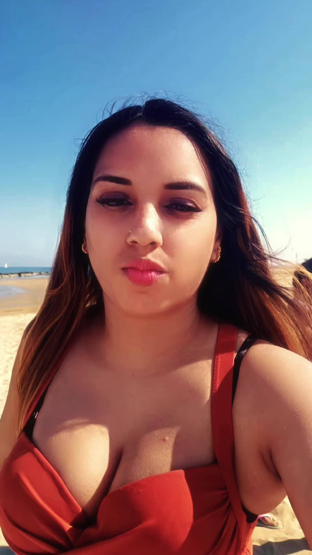 @Chanelle_♤69&bull;💫