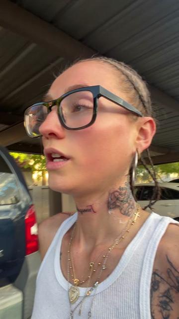 @ella
