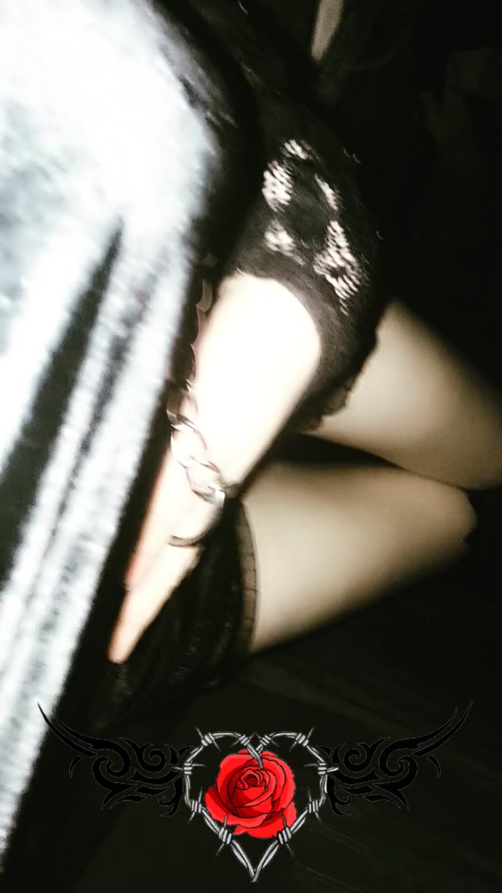 @𝔒𝔡𝔢𝔱𝔱𝔢 ౨ৎ