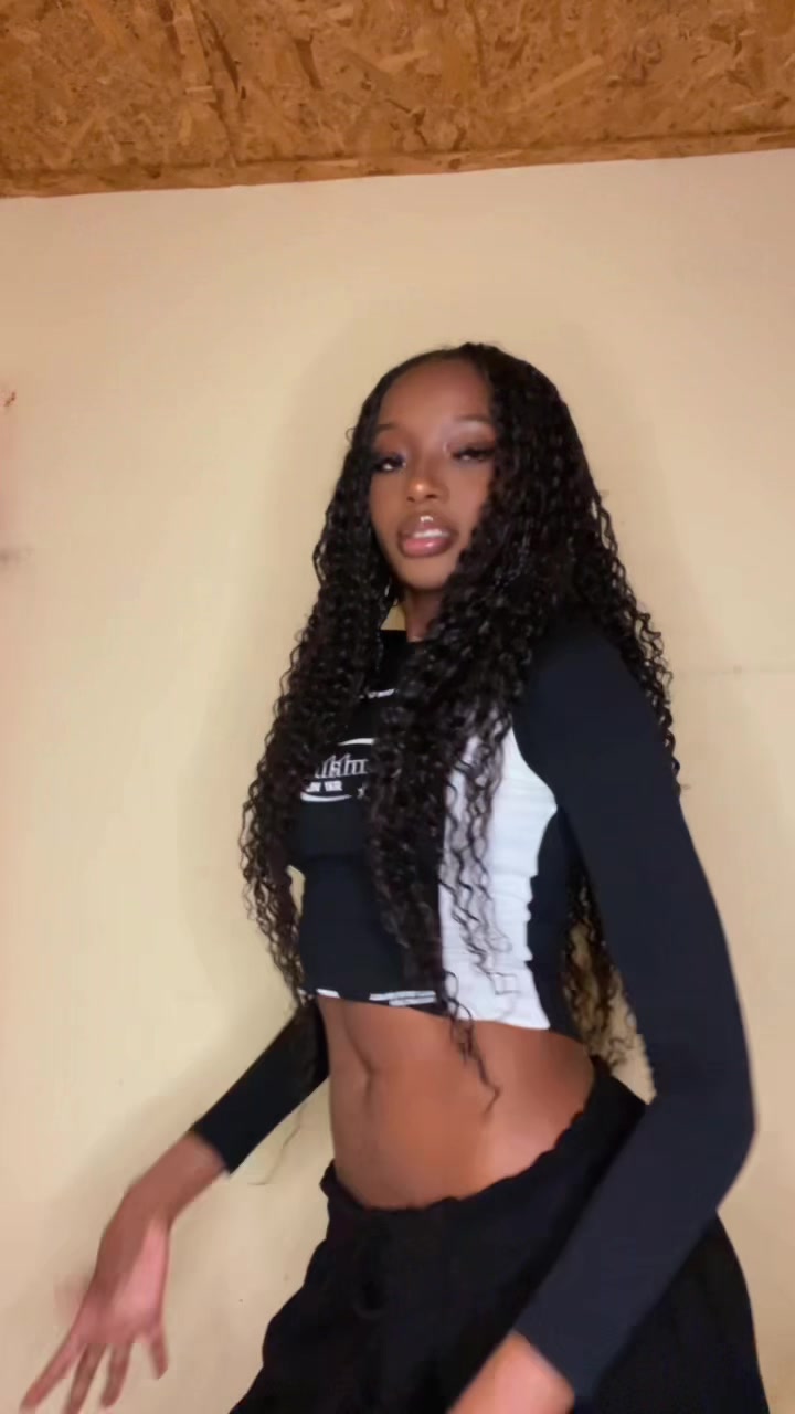 @Latoya Stella⭐️