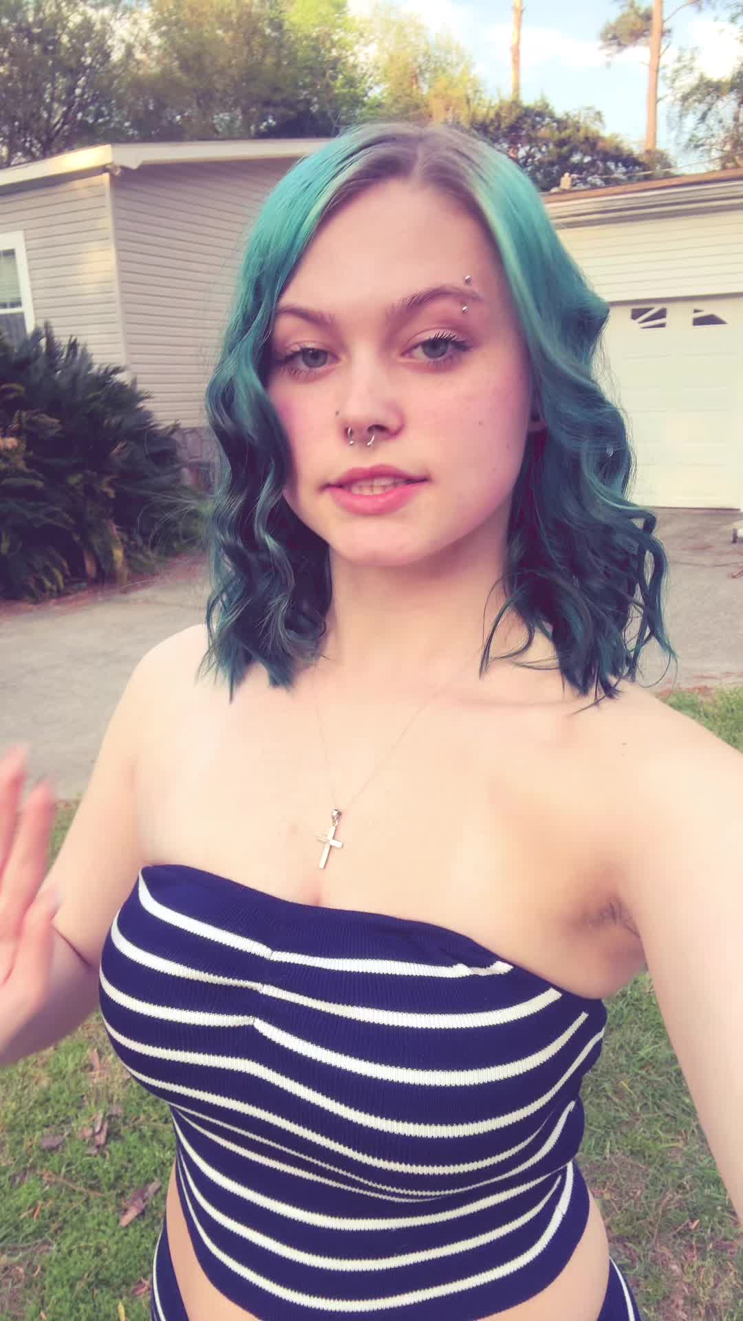 @️