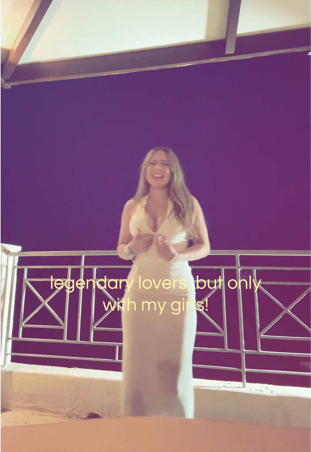 @viviana_csk