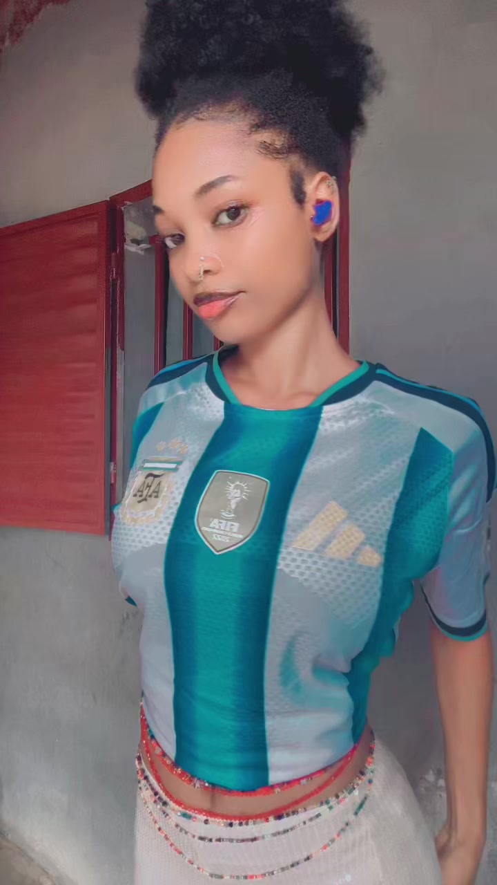@Rėy&ntilde;&aring; Sc-K🌸🖤🤌