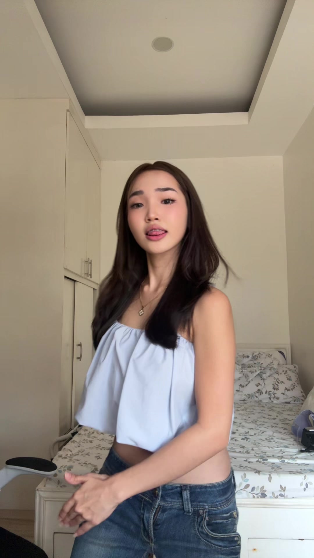 @samanthuhh