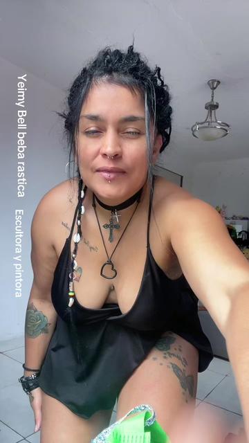 @Yeimy Bell beba rastica 42