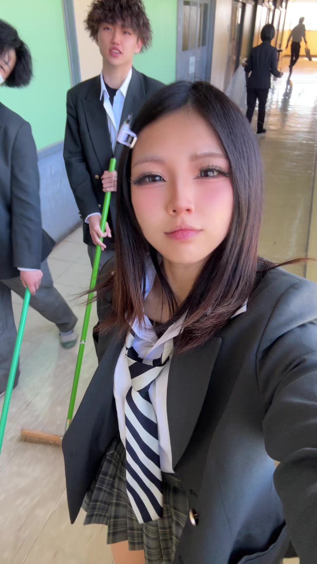 @ななん