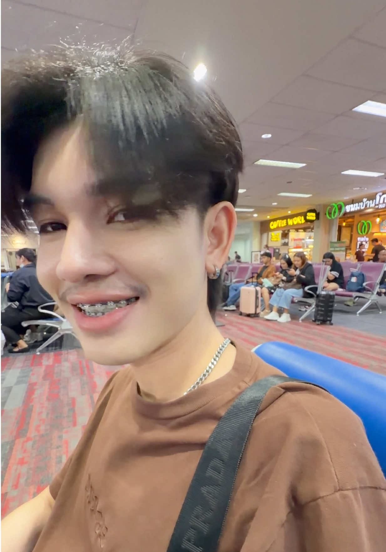 @ฟิ้ต’ ฟิ้ว‘