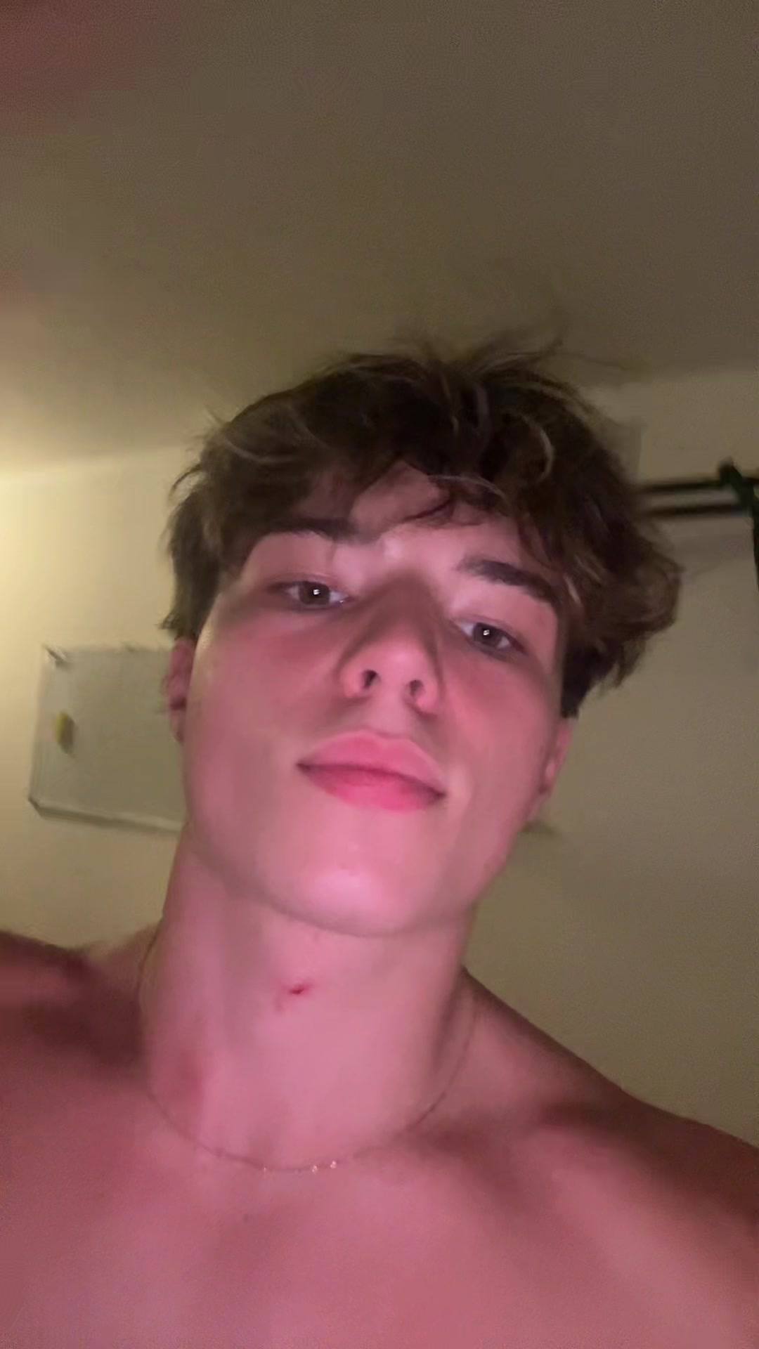 @Ice 🧊