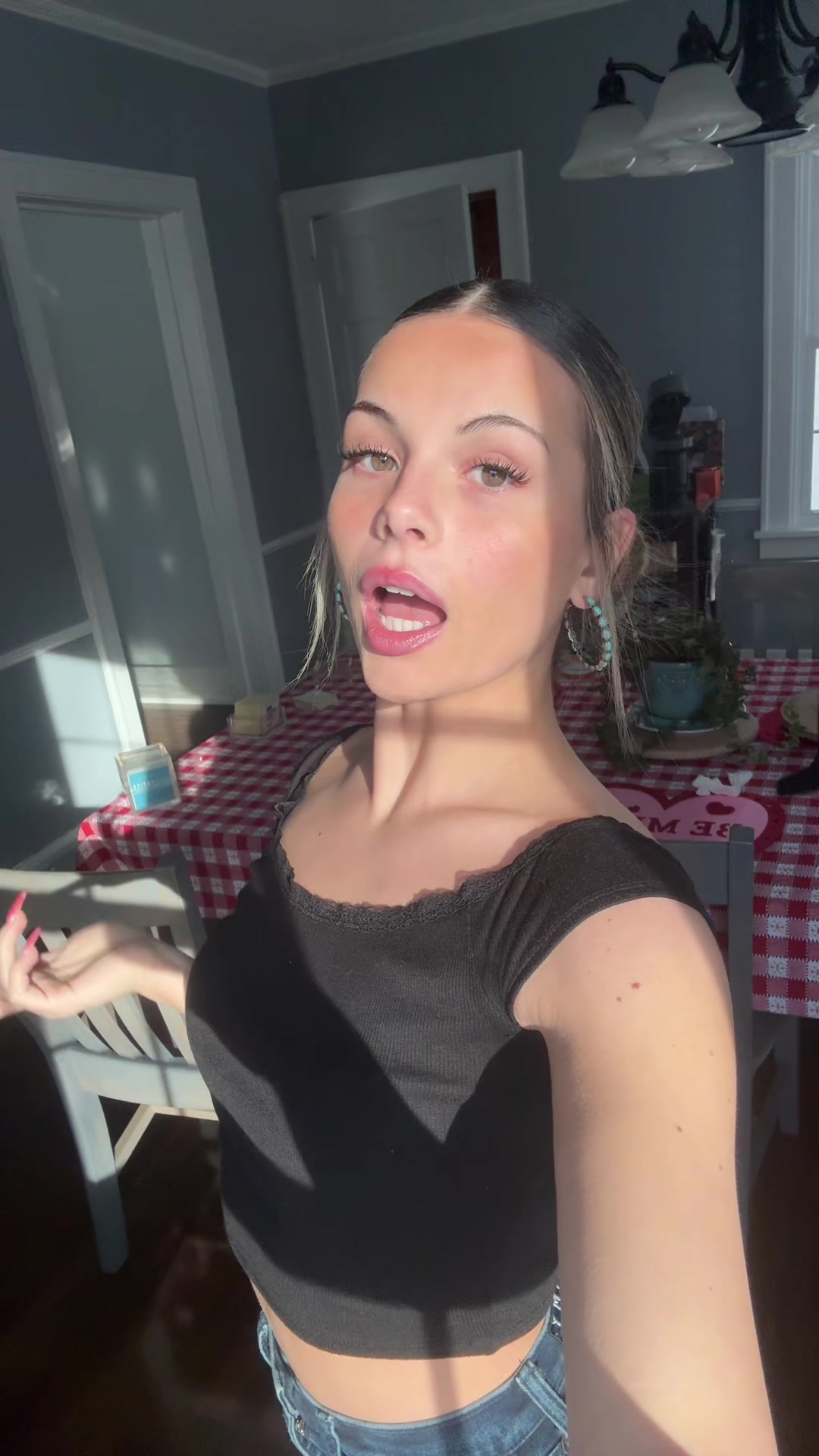 @Leviahhull