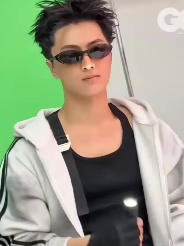 @PJ