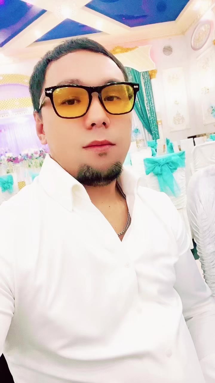 @Kana
