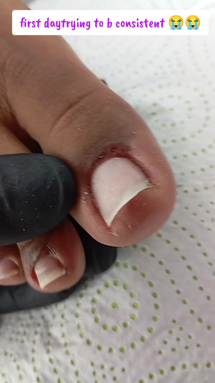 @Naf4nails