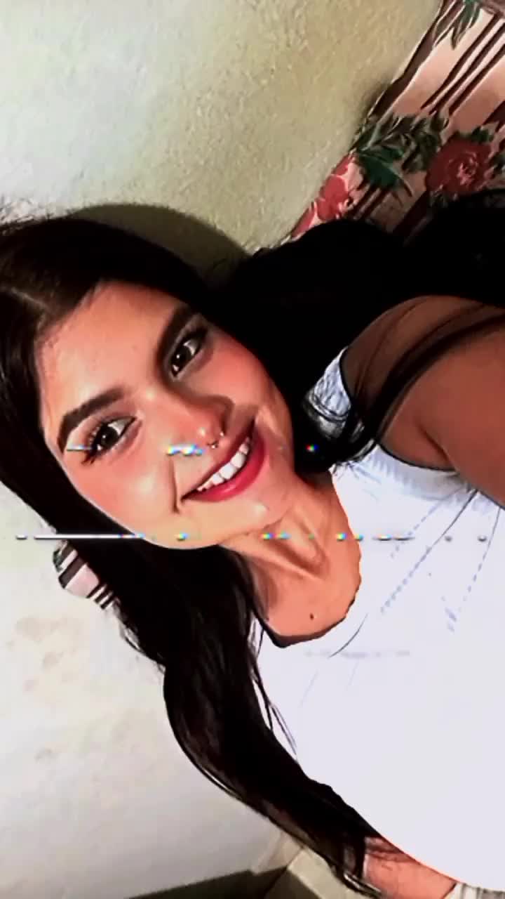 @katielevaz103