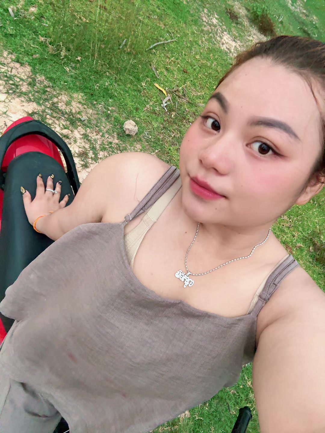 @អ្នកម៉ាក់កូនមួយ ྀི