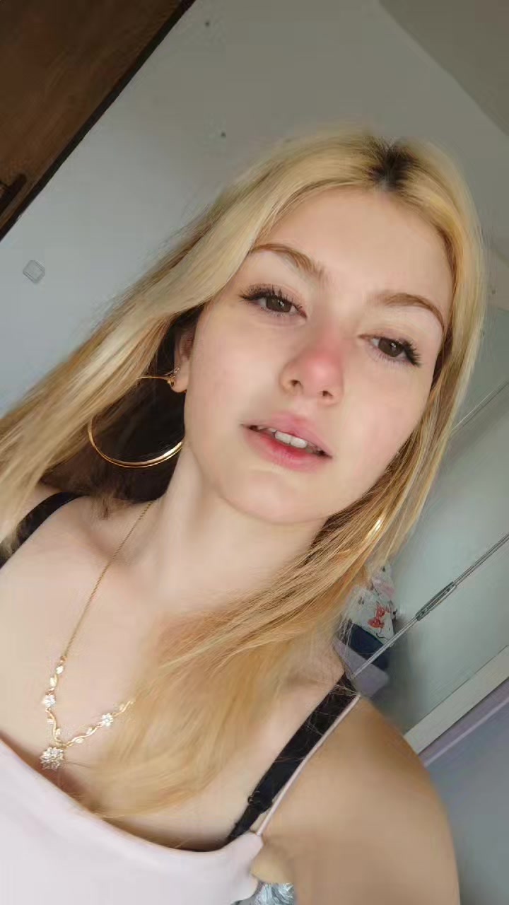 @c4ts🪽