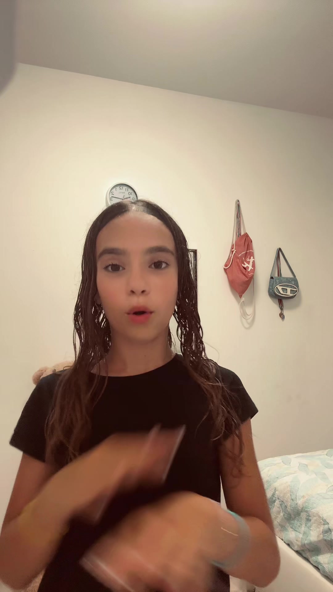 @𝟏𝟕